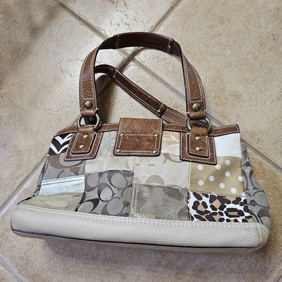 Coach Purse - Picture 2 of 12